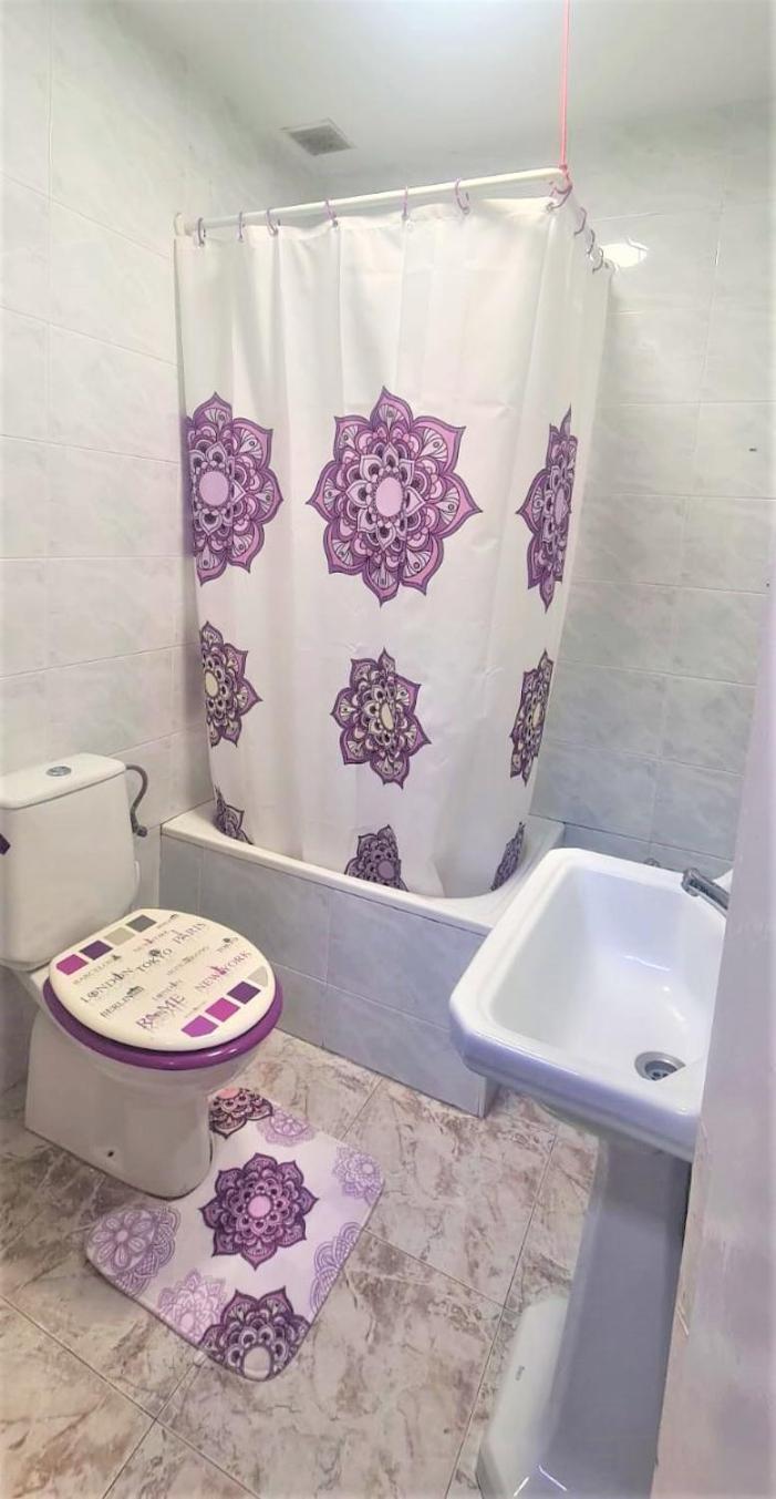 Habitacion En Centro De Ciudad Con Bano Compartido Pamplona Esterno foto